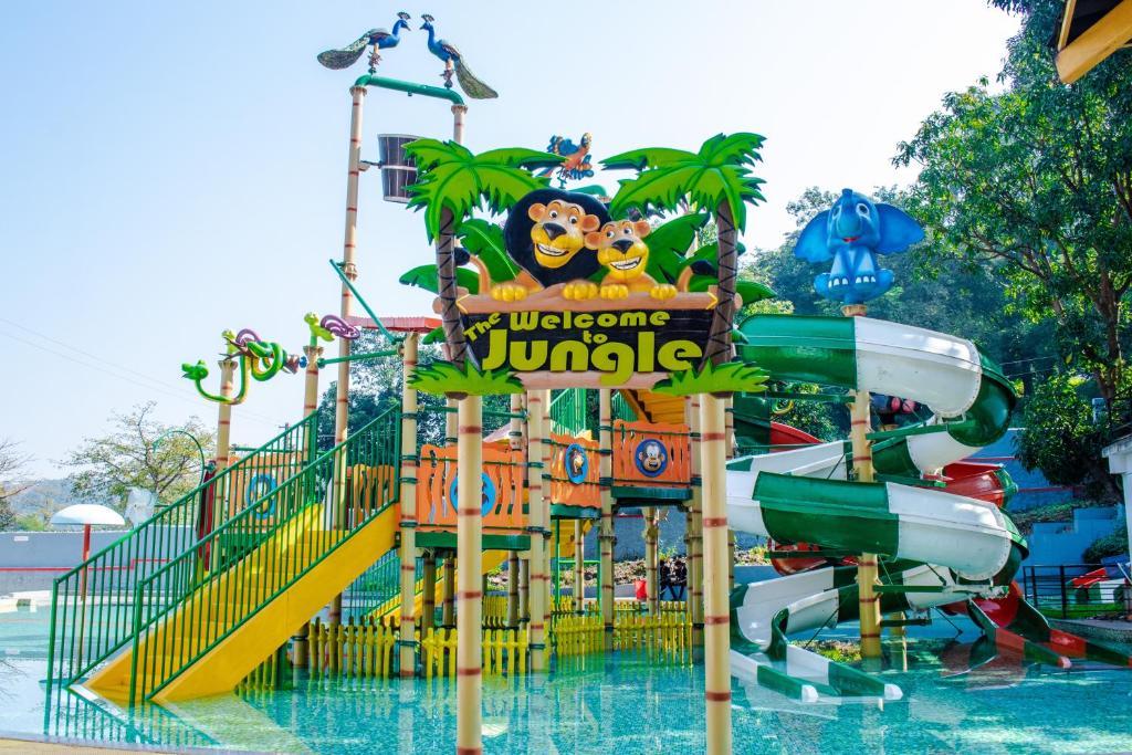 Monteria Resort Chauk Bagian luar foto