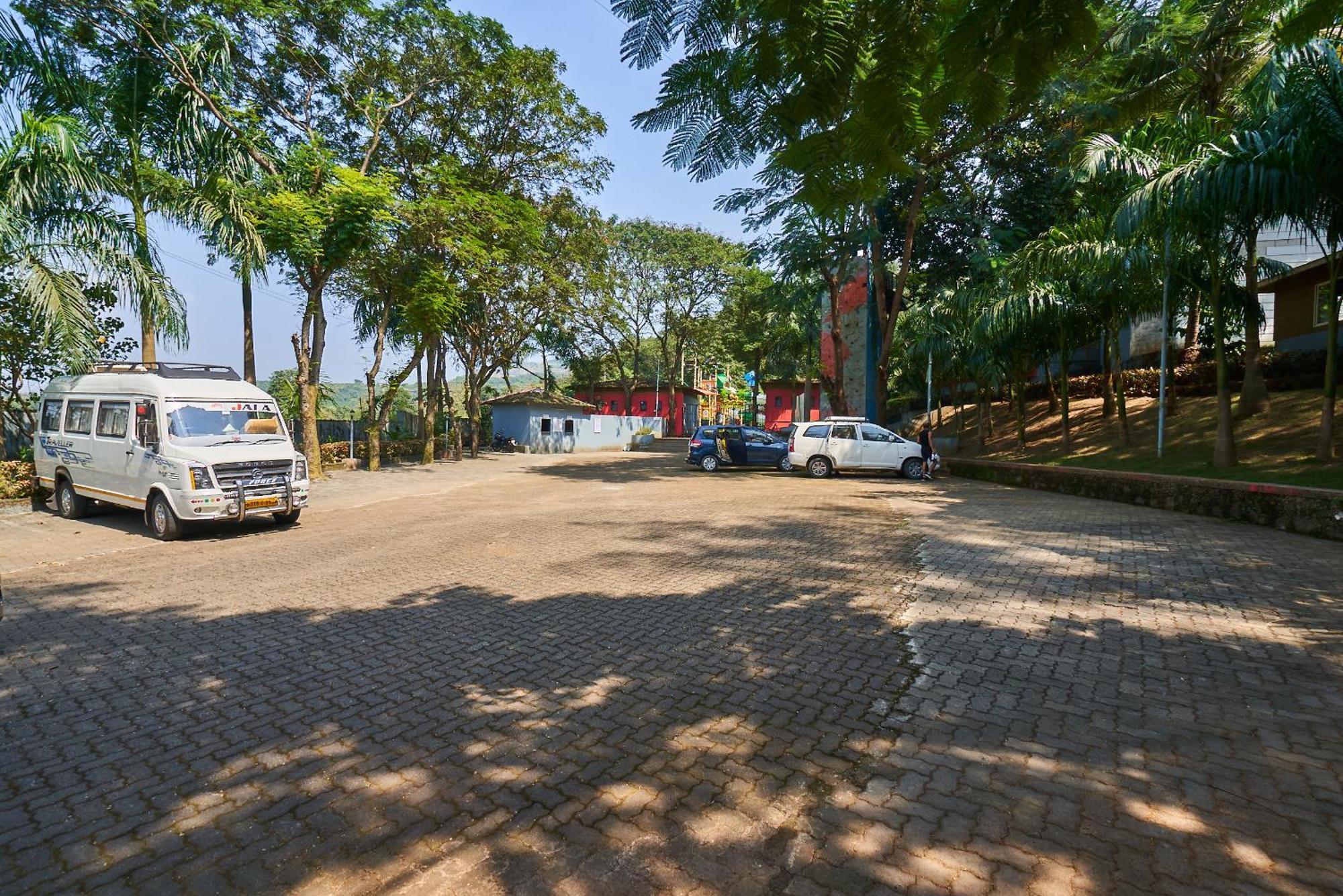 Monteria Resort Chauk Bagian luar foto